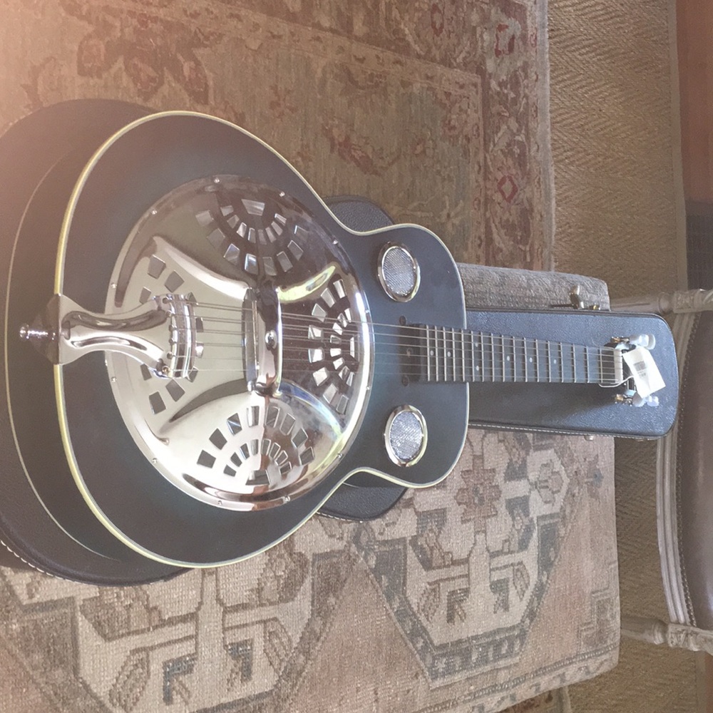 Epiphone Spider Resonator Lap Guitar.